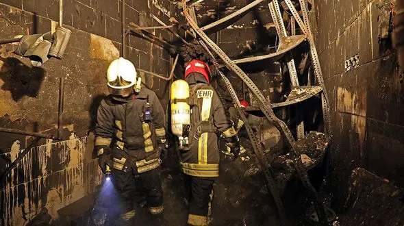 8 عکس از آتش سوزی هولناک در مشهد / فاجعه هولناک از بیخ گوش مشهدی ها گذشت