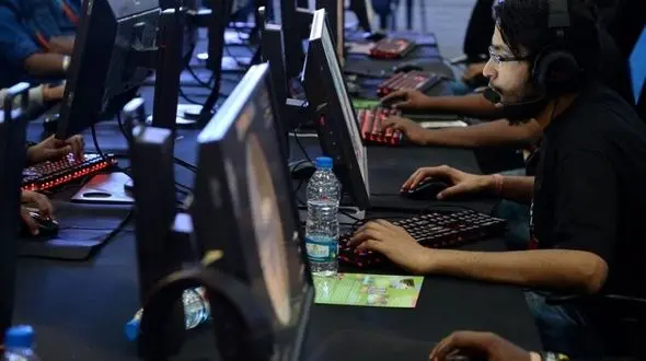 اعتیادی خطرناک که از 3 سالگی آغاز می شود / فعالیت بدنی بچه ها کم نباشد
