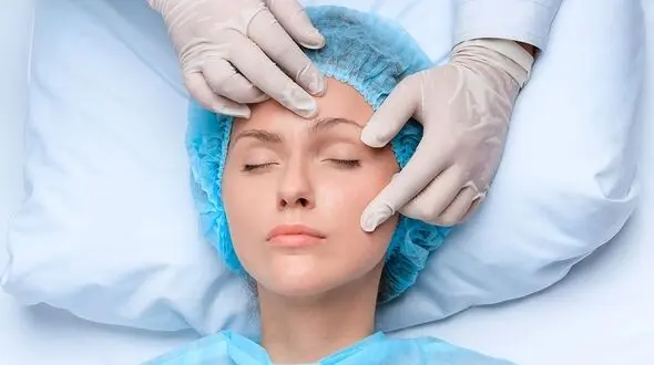 هشدار رئیس نظام پزشکی درباره تبلیغات غیرمجاز و گمراه کننده در حوزه سلامت و عمل های زیبایی