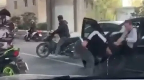 واکنش پلیسی به فیلم سرقت خشن در بزرگراه صدر 
