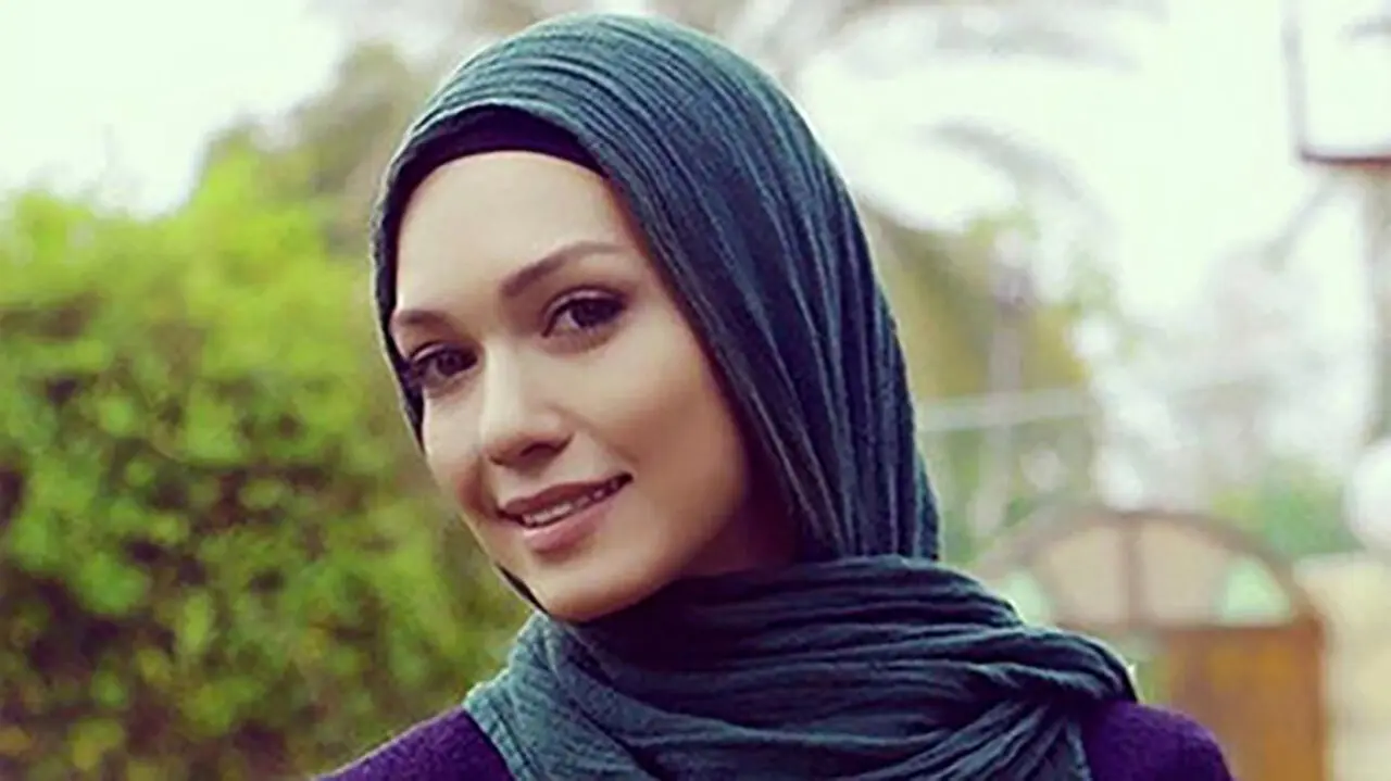 لباس خاص شهرزاد کمال زاده کنار ساحل دریای خلیج فارس ! + عکس