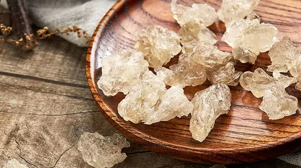 کتیرا چیست؟ / طرز تهیه کتیرای خانگی + جدول 