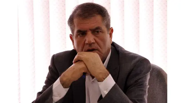 چاره ای جز اکران فیلم های خارجی نیست 