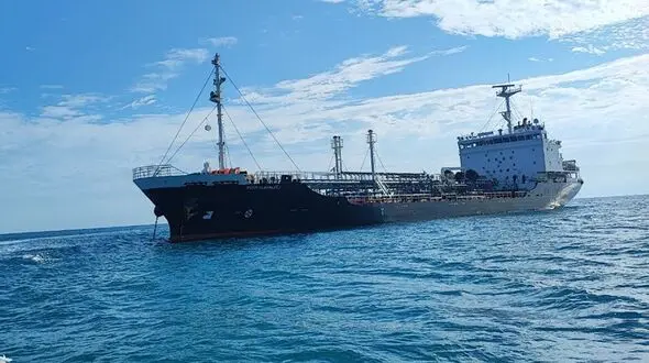 ناگفته های توقیف کشتی نفت کش در قشم از زبان مقام قضائی هرمزگان + فیلم لحظه توقیف کشتی