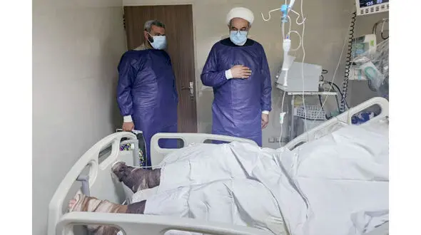 رئیس سازمان قضایی نیرو‌های مسلح از مجروحین تجاوز ددمنشانه رژیم منحوس صهیونی عیادت کرد