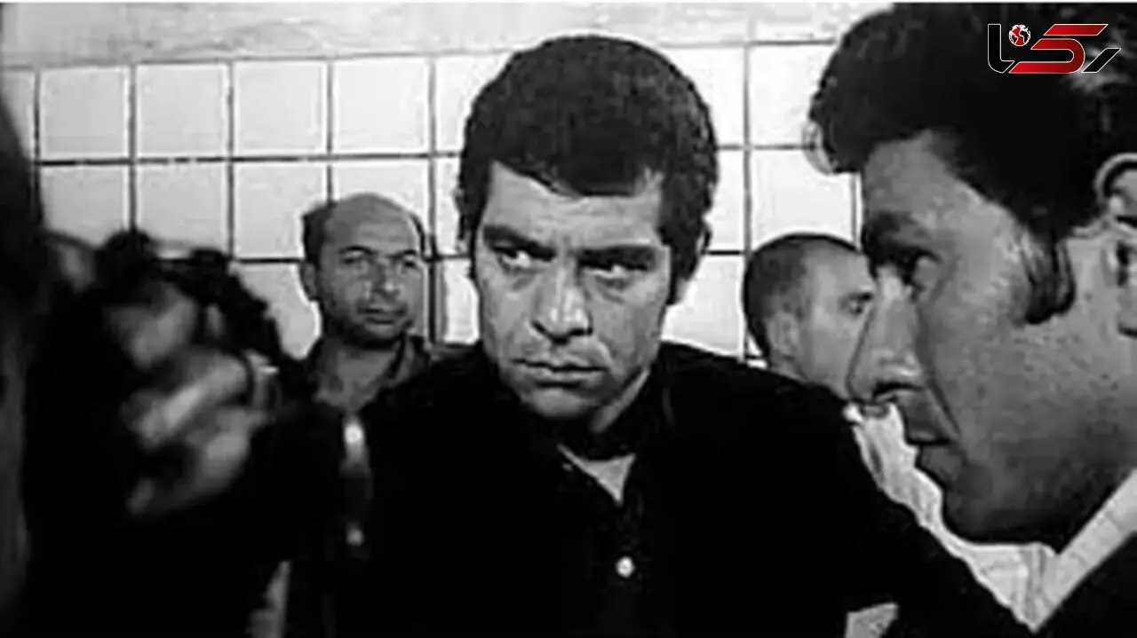 عکس دیده نشده از بهروز وثوقی و آنتونی کوئین در پشت صحنه فیلم کاروان‌ها در سال 56