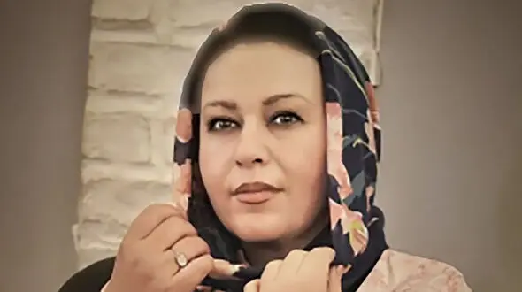 فیلم گریه های هق هق  گیتی قاسمی در آنتن زنده ! / خانم بازیگر سریال زیر خاکی اشک همه را درآورد !