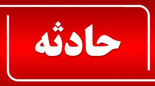 ببینید / لحظه شاخ‌ به‌ شاخ شدن دو خودرو به دلیل سبقت غیرمجاز در پیچ! + فیلم