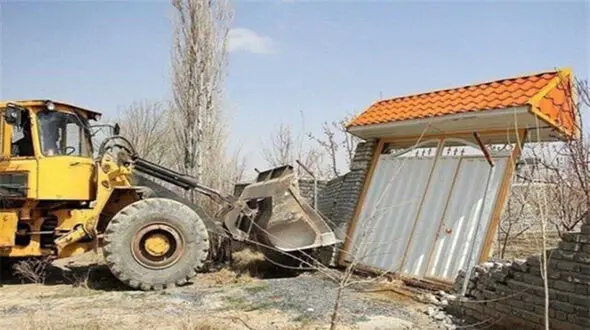 تخریب ویلای لوکس غیرقانونی مسئول سرشناس دماوند