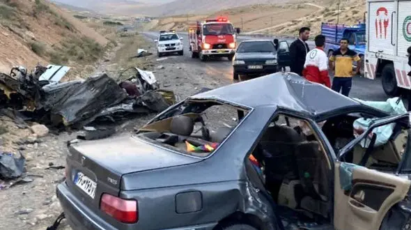 4 فوتی و 5 مصدوم در حادثه تصادف پژو با دنا