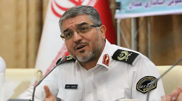 علت اجرایی نشدن گواهینامه آسان برای موتورسواران در تهران چیست؟ / سردار حسینی تشریح کرد