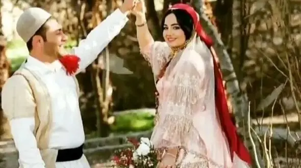 آواز محلی؛ غمگین ترین آهنگ لری که این جوون خوند و از صد تا میکروفون دلنشین تر بود