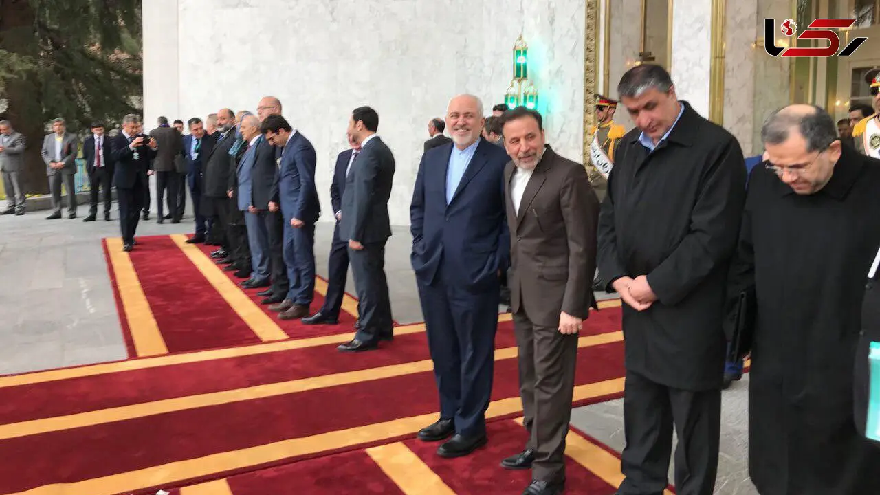 حضور ظریف در سعدآباد در کنار محمود واعظی رئیس دفتر رئیس جمهور