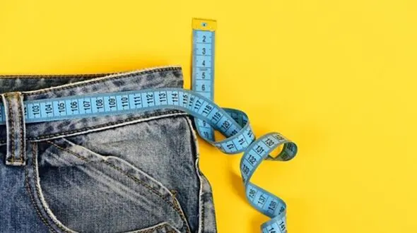 چگونه بدون ورزش وزن کم کنیم؟ راهکارهای ساده و موثر