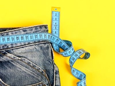 چگونه بدون ورزش وزن کم کنیم؟ راهکارهای ساده و موثر