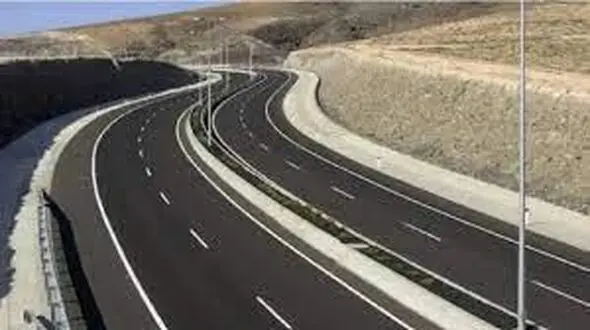قطعه 5 آزاد راه هشترود _مراغه تا یکسال دیگر به بهره برداری می رسد/ پول اراضی کشاورزان در اسرع وقت پرداخت می شود