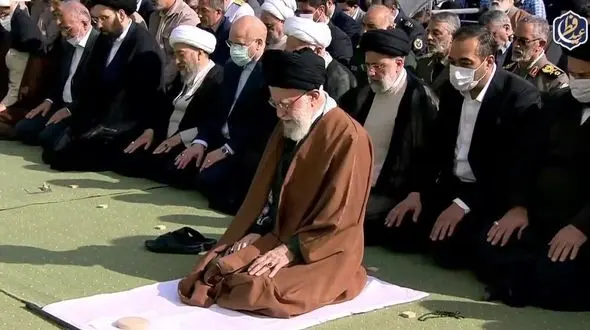 نماز عید فطر به امامت رهبر معظم انقلاب اقامه شد