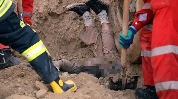 عکس های هولناک از زنده به گور شدن مرد مشهدی + جزییات 