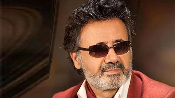 فیلم نوحه خوانی شب قدر معین برای حضرت علی (ع) ! / در قلب لس آنجلس خواند !