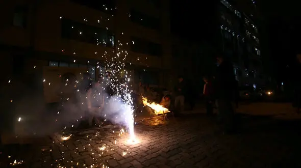 اولین قربانی چهارشنبه سوری در همدان / انفجار یک خانه با اکلیل و سرنج