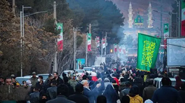 اولین فیلم از صحنه شهادت زنان و مردان در اقدام تروریستی کرمان ! / قساوت تروریست ها را ببینید 