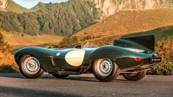 7 میلیون دلار برای افسانه جگوار D-Type؛ آیا ارزشش را دارد؟