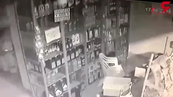 خودکشی یک دزد با شلیک به خودش جلوی دوربین / در برزیل رخ داد + فیلم 