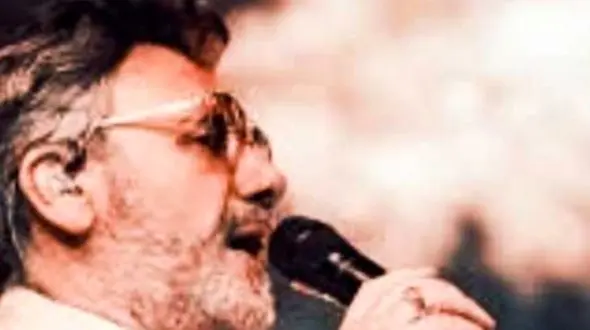 دانلود آهنگ باشکوه معین / با هم دیگه راز و نیازی داشتیم