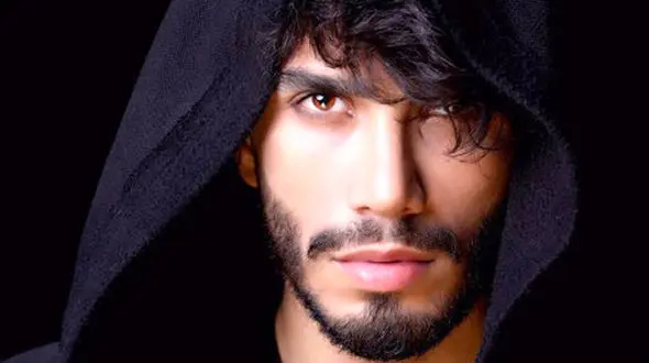 اولین عکس از ورود مهراد جم به ایران | چرا مهراد جم به ایران بازگشت؟