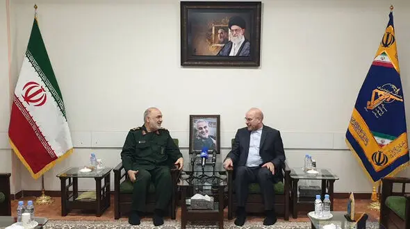 قالیباف در ستاد کل فرماندهی سپاه حمایت خود را با این نهاد اعلام کرد