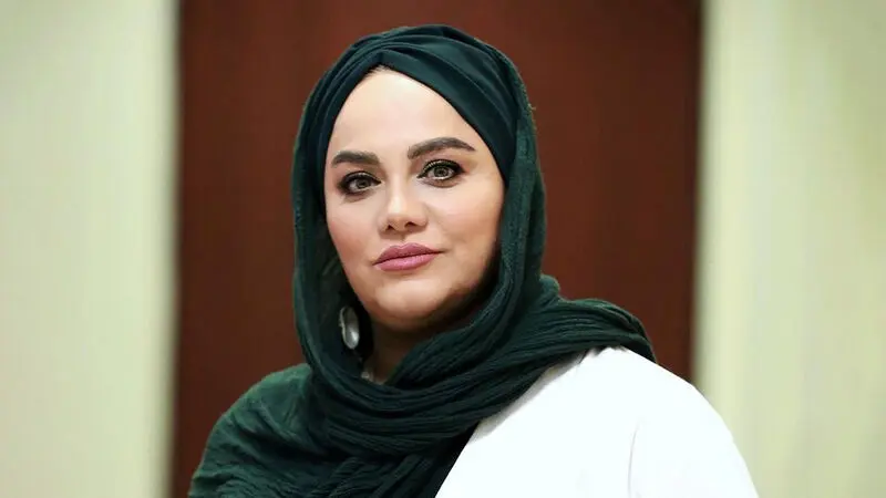 نرگس آبیار 