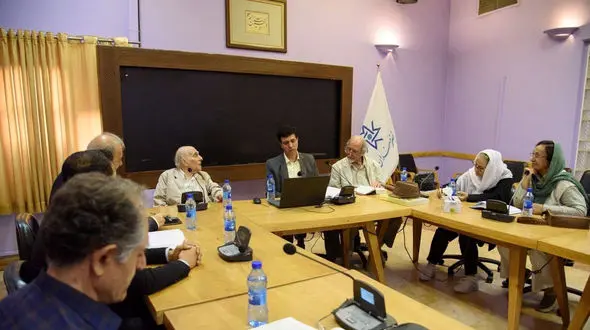 یک شاهنامه پژوه: ایرانیان از ۱۳ هزار سال پیش اداره امور را بر پایه شورا بنا نهاده بودند