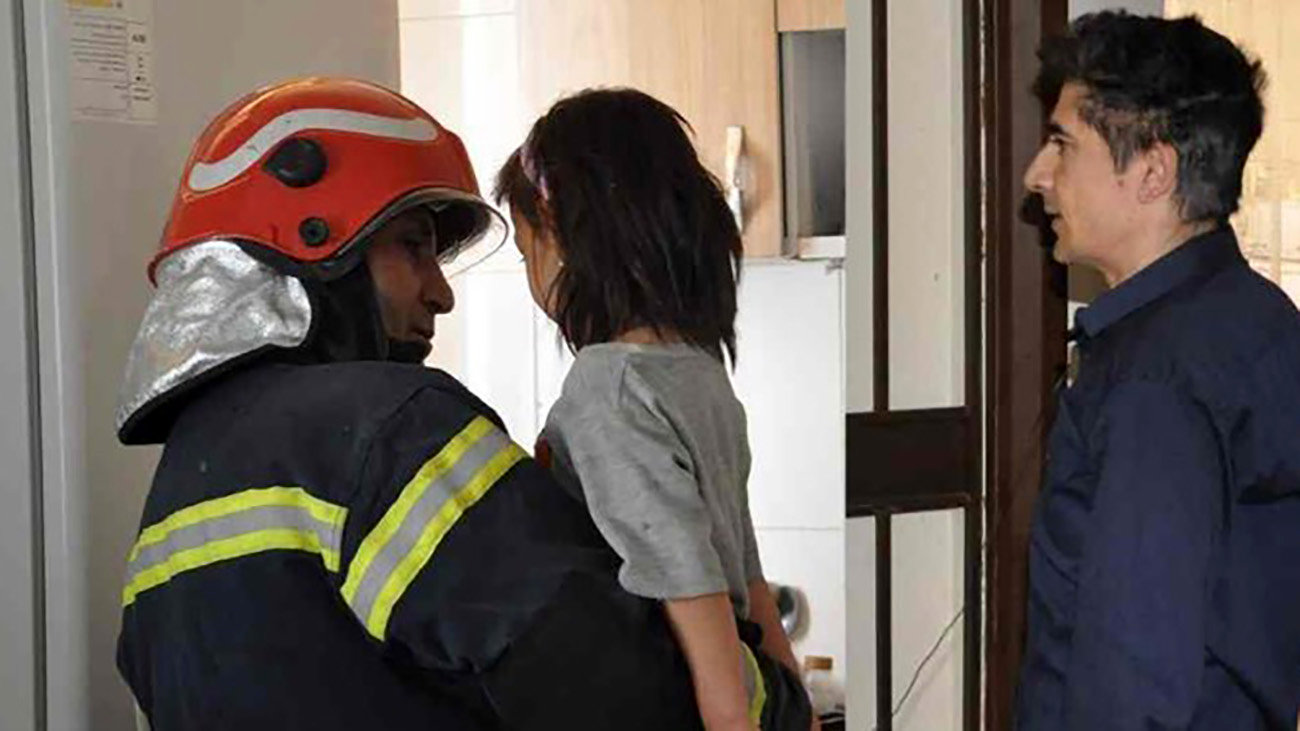 گفتگو با مرد فداکار بجنوردی که امروز 2 کودک خردسال را از میان آتش بیرون کشید +عکس