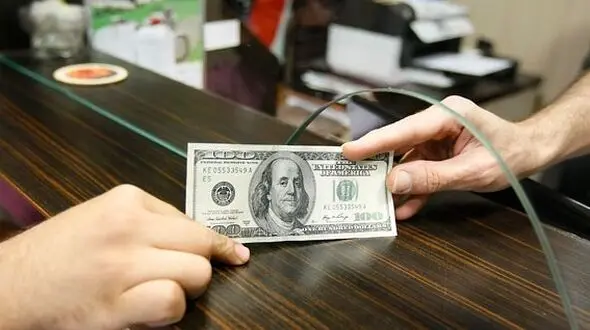 دلار باز هم گران شد 
