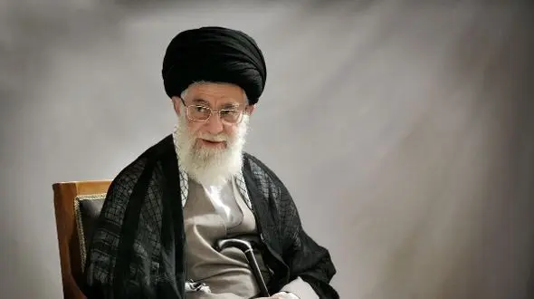 ناگفته‌های برادر رهبری انقلاب: فرش خریدم  خجالت میکشیدم آقا و برادرزاده‌هایم را دعوت کنم چون خانه رهبری گلیم و موکت بود ! / شیرینی نمی خرد و فقط میوه ! / غذایش فقط یک نوع خورشت نه کباب !