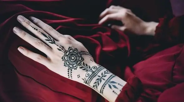 به این دلایل هرگز اقدام به تتو نکنید 