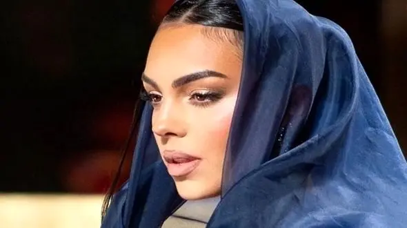 عکس/ جورجینا با این استوری به جنجال حضورش در ایران پاسخ داد