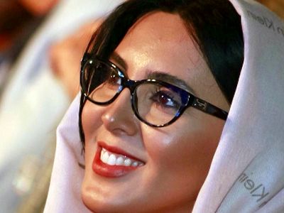 لیلا بلوکات در خانه خود از یک بچه شیر نگهداری میکند!