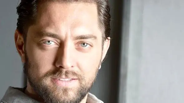 رستوران لاکچری و چشم‌نواز بهرام رادان در قلب تهران با دکوراسیون سنتی مدرن/ سلیقه خاص یک ستاره سینما + عکس