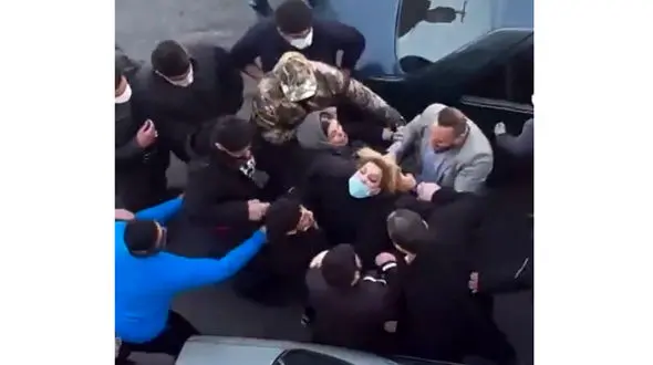 اختصاصی / بازداشت سریع عامل خشونت با مادر دانش آموز تهرانسری / متهمان تحویل مراجع قضایی شدند