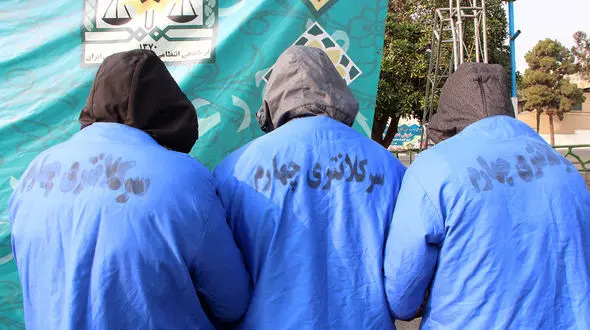 شگرد این دزدان موبایل قاپ در تهران خاص بود / مالخر این باند جلوی علاالدین بساط داشت + فیلم گفتگو