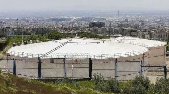 نشت نفت در شهران تهران! / همه وحشت زده اند!