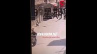 اقدام غیراخلاقی و وحشیانه موتورسوار شرور در خیابان! / در چین رخ داد+ فیلم 
