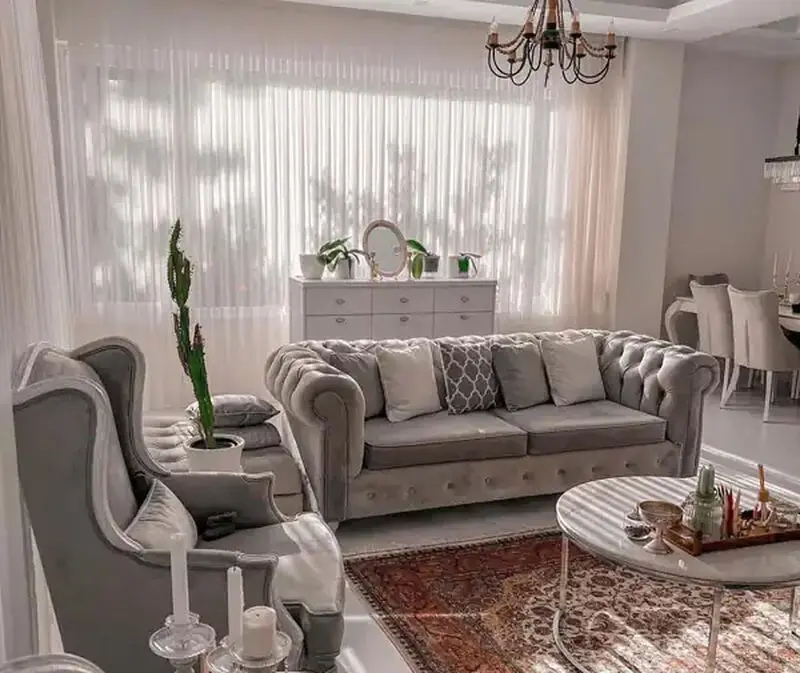 چگونگی چیدمان مبل برای پذیرایی مربع