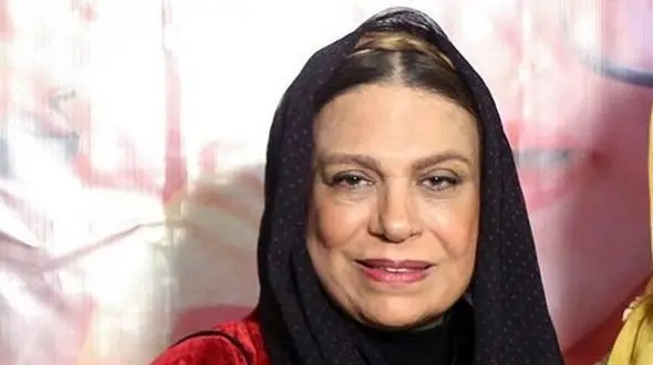 فیلم/ خاطره گوهر خیراندیش: من توی یه نمایشی زدم تو گوش شوهرم/ و از اونجا عاشق من شد/ من نه عاشقش بودم نه چیزی!