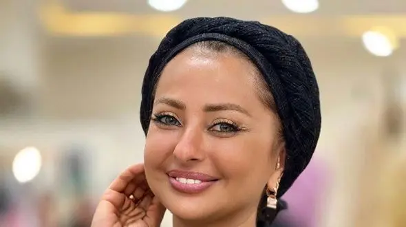 فیلم سانسور عجیب لباس نفیسه روشن در تلویزیون