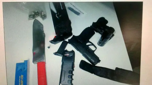 شوهرعاصی به روی همسرش  هفت تیر کشید /در تهران رخ داد+ عکس 