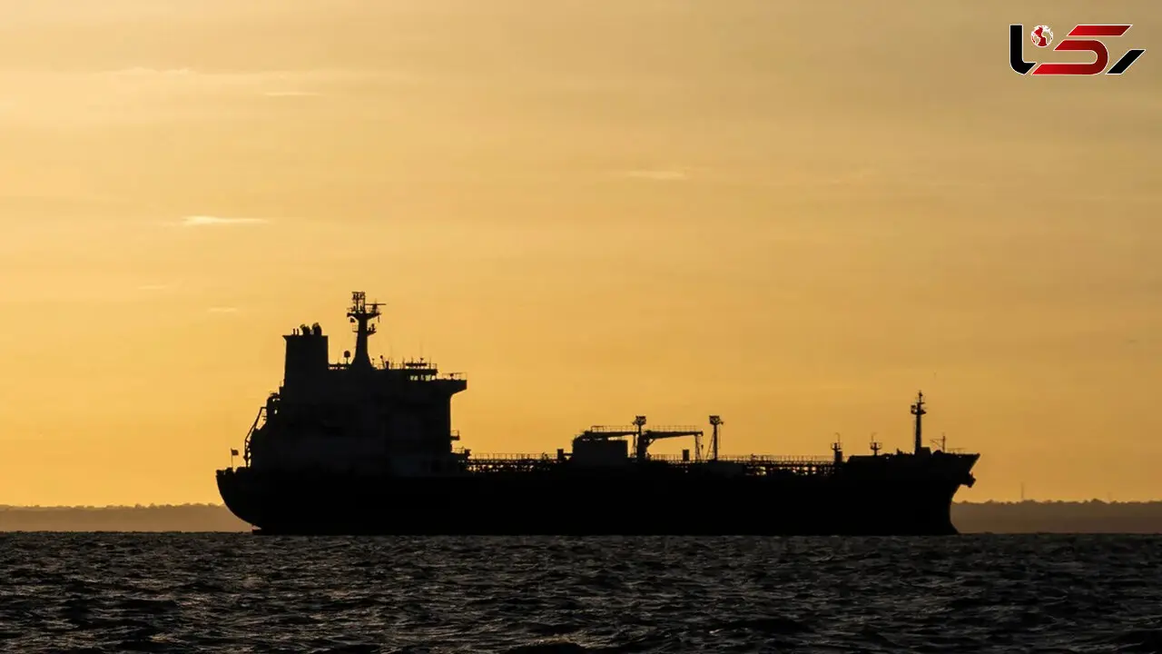 Venezuela Signals Willingness to Oil Deal as U.S. Claims Control Over Its Resources