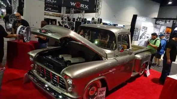 عجیب ترین خودروها در لاس وگاس گرد هم آمدند+عکس