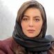 نگاهی به چیدمان منزل هدیه بازوند «روژان سریال نون خ» /ساز دستی کالیمبا، گل سانسوریا و شفلرا، شمع، پرده های دورنگ و...